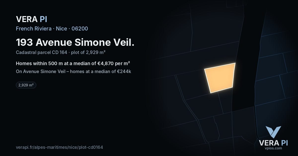 193 Avenue Simone Veil, Nice at night – the plot lit, the parcels around coloured by the prices near them
