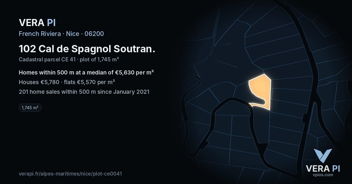 102 Cal de Spagnol Soutran, Nice at night – the plot lit, the parcels around coloured by the prices near them