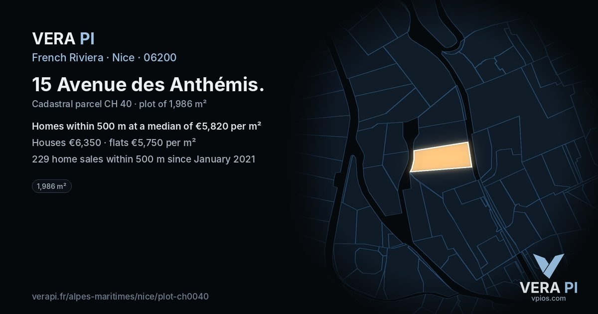 15 Avenue des Anthémis, Nice at night – the plot lit, the parcels around coloured by the prices near them