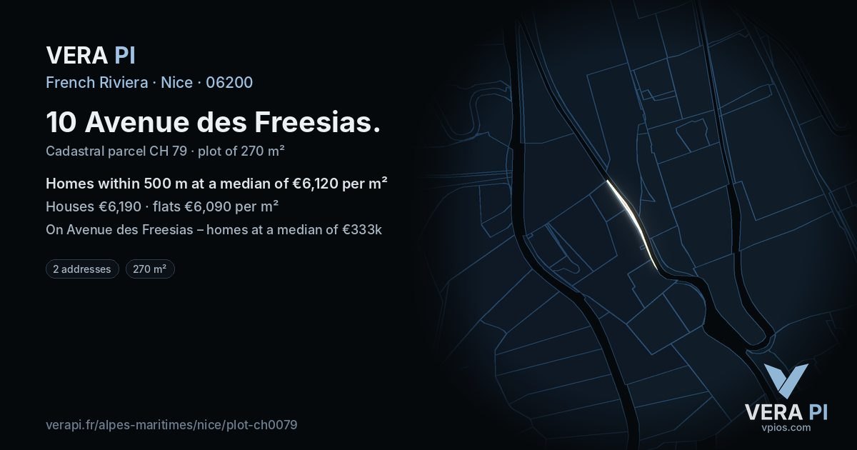 10 Avenue des Freesias, Nice at night – the plot lit, the parcels around coloured by the prices near them