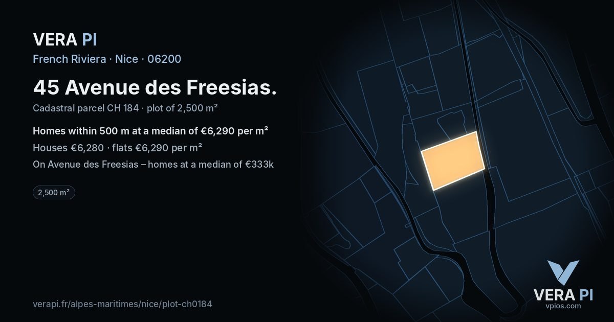 45 Avenue des Freesias, Nice at night – the plot lit, the parcels around coloured by the prices near them