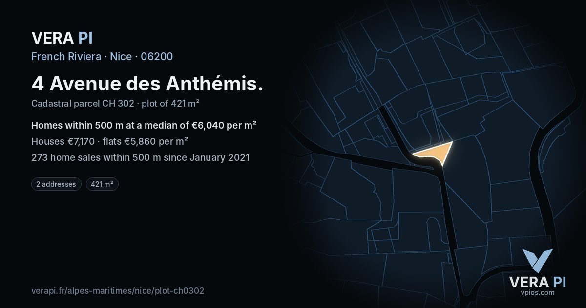 4 Avenue des Anthémis, Nice at night – the plot lit, the parcels around coloured by the prices near them