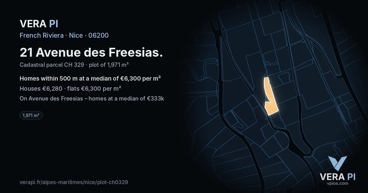 21 Avenue des Freesias, Nice at night – the plot lit, the parcels around coloured by the prices near them
