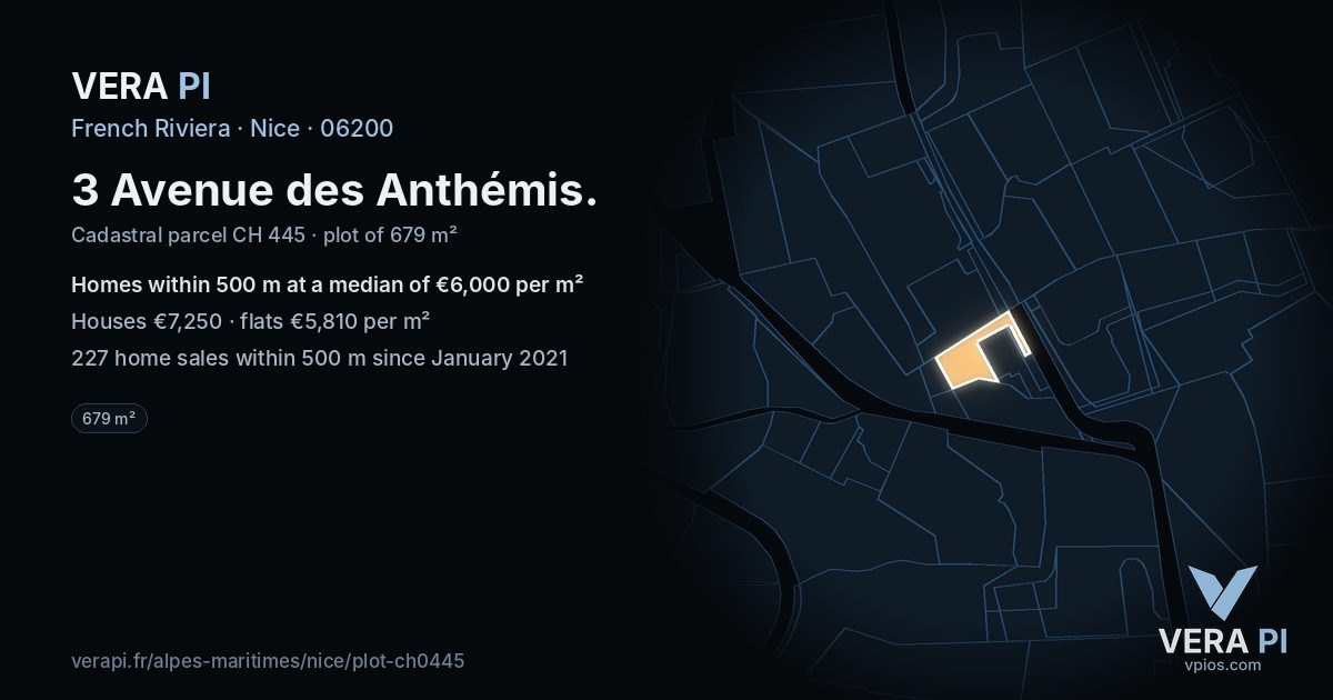 3 Avenue des Anthémis, Nice at night – the plot lit, the parcels around coloured by the prices near them