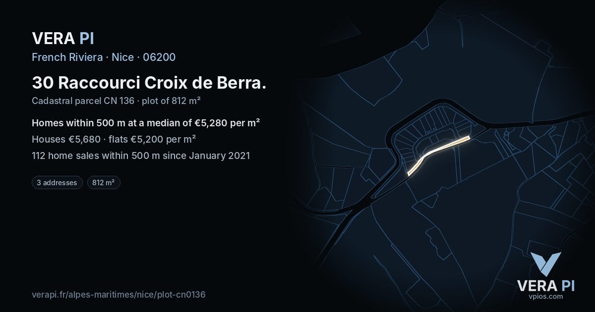 30 Raccourci Croix de Berra, Nice at night – the plot lit, the parcels around coloured by the prices near them