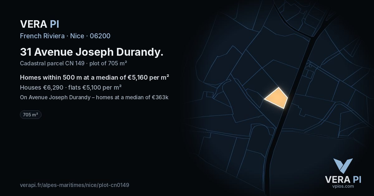 31 Avenue Joseph Durandy, Nice at night – the plot lit, the parcels around coloured by the prices near them