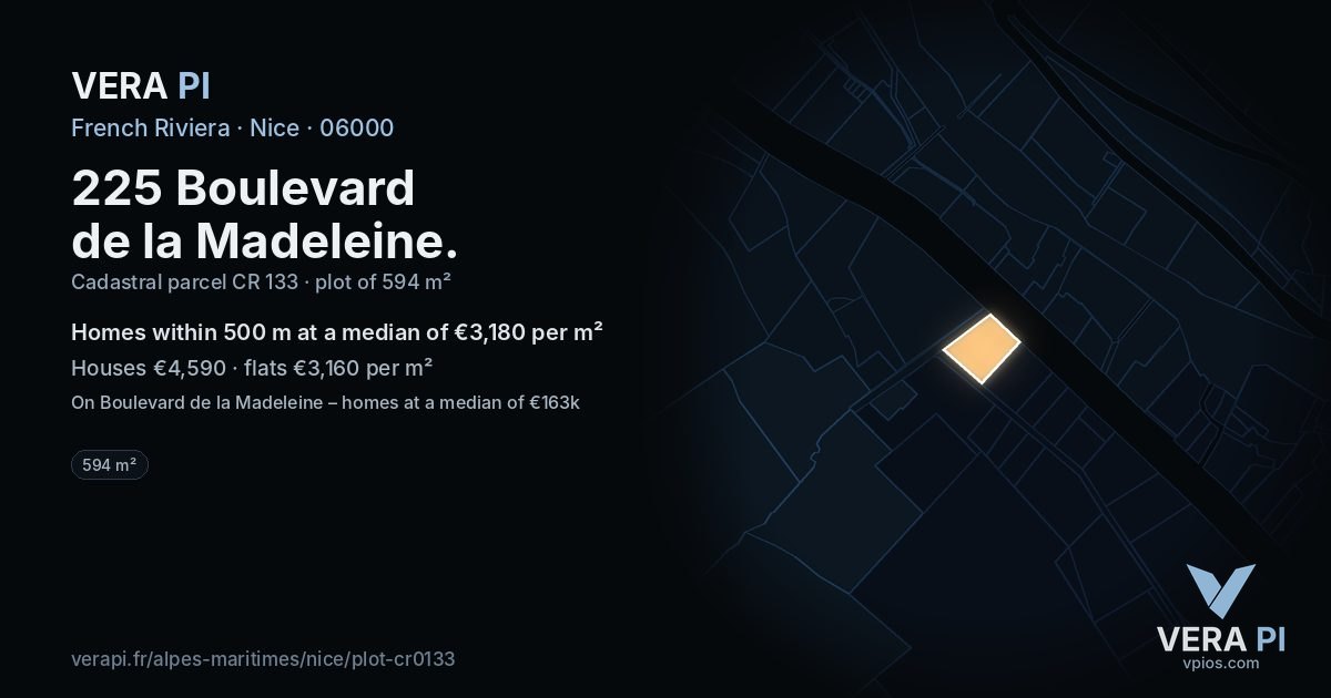 225 Boulevard de la Madeleine, Nice at night – the plot lit, the parcels around coloured by the prices near them