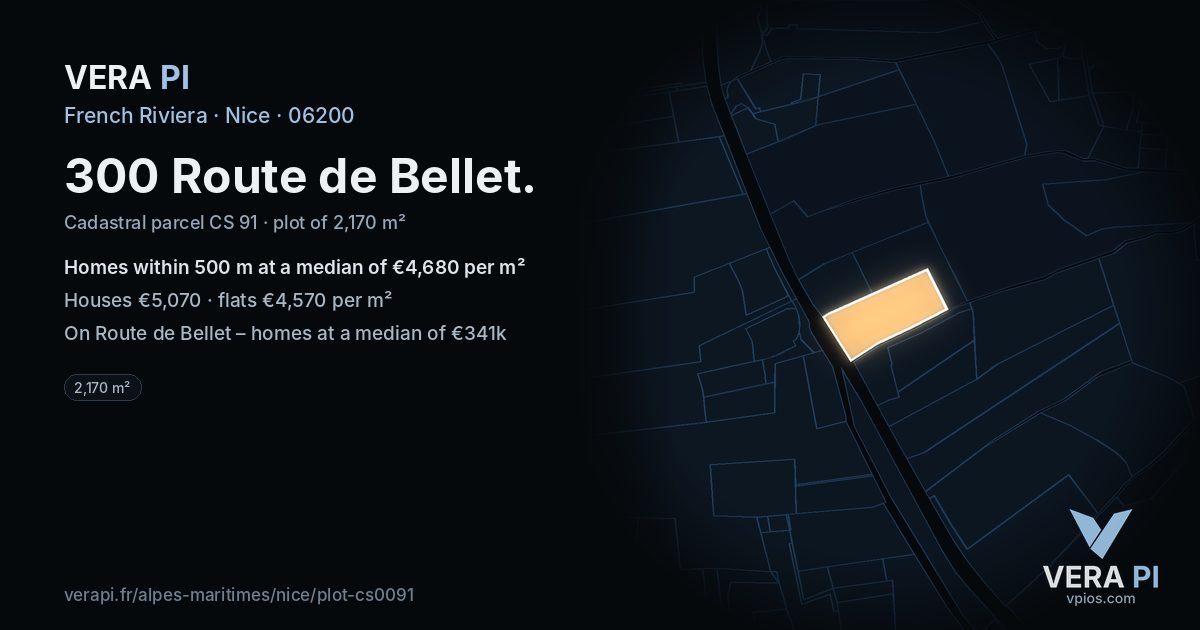 300 Route de Bellet, Nice at night – the plot lit, the parcels around coloured by the prices near them