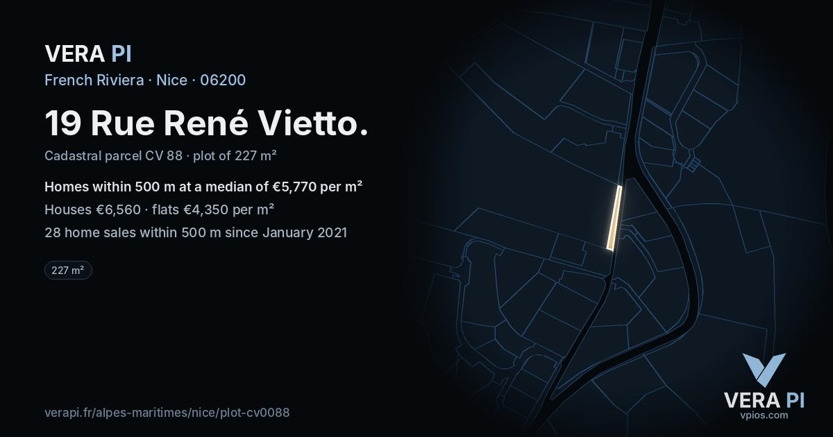 19 Rue René Vietto, Nice at night – the plot lit, the parcels around coloured by the prices near them