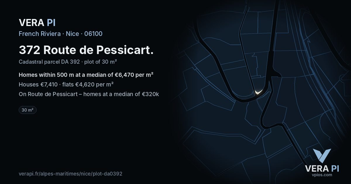 372 Route de Pessicart, Nice at night – the plot lit, the parcels around coloured by the prices near them
