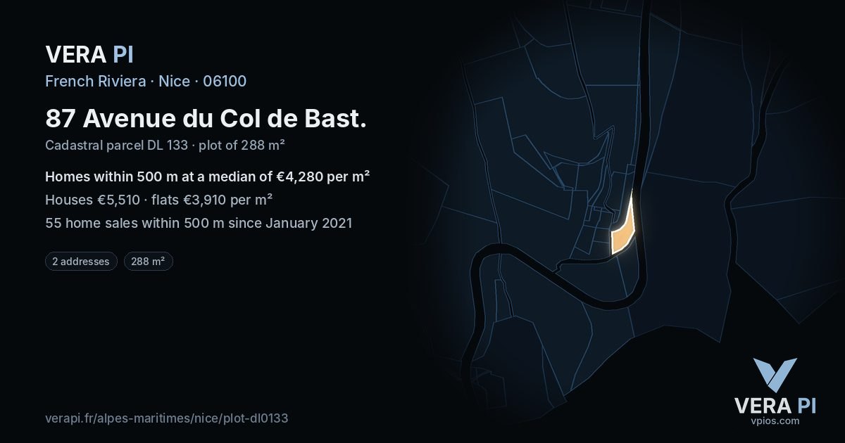 87 Avenue du Col de Bast, Nice at night – the plot lit, the parcels around coloured by the prices near them