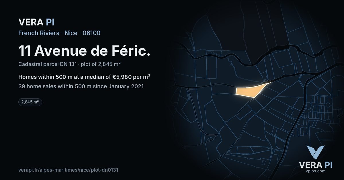 11 Avenue de Féric, Nice at night – the plot lit, the parcels around coloured by the prices near them