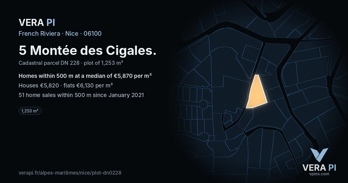 5 Montée des Cigales, Nice at night – the plot lit, the parcels around coloured by the prices near them