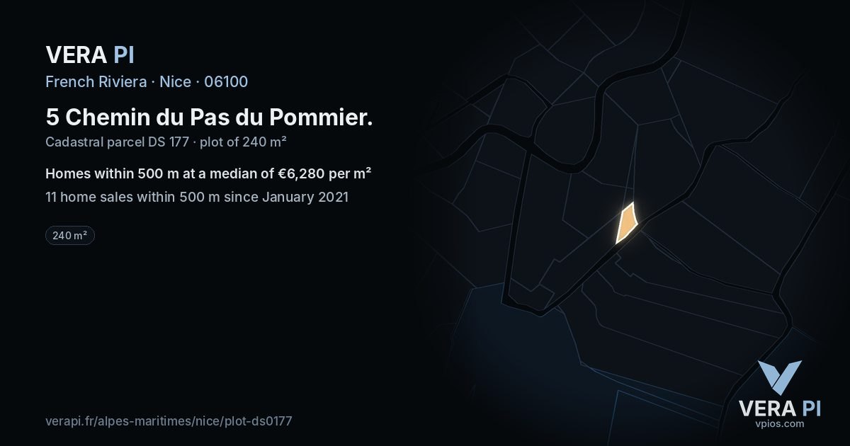 5 Chemin du Pas du Pommier, Nice at night – the plot lit, the parcels around coloured by the prices near them