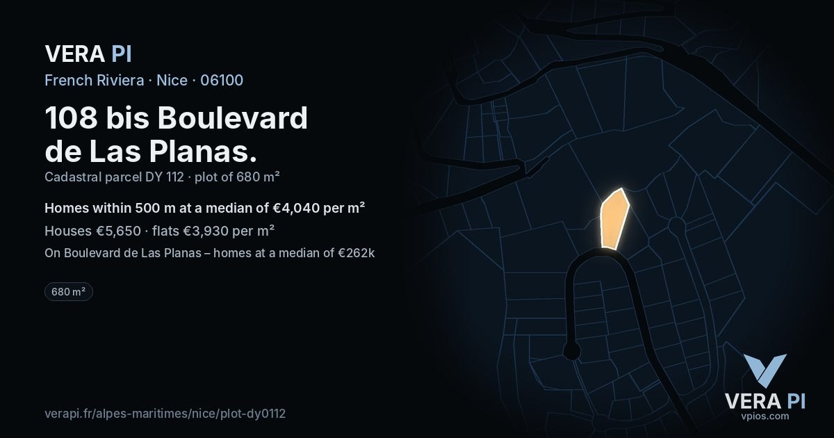 108 bis Boulevard de Las Planas, Nice at night – the plot lit, the parcels around coloured by the prices near them