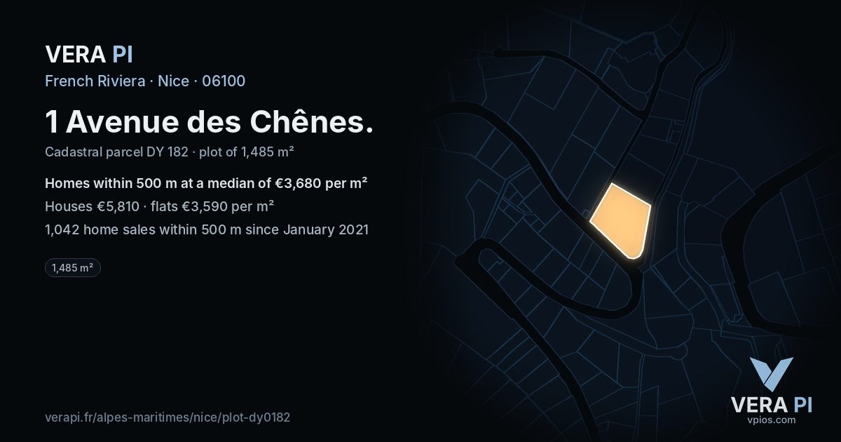 1 Avenue des Chênes, Nice at night – the plot lit, the parcels around coloured by the prices near them
