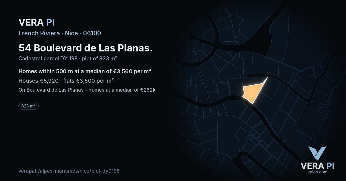 54 Boulevard de Las Planas, Nice at night – the plot lit, the parcels around coloured by the prices near them