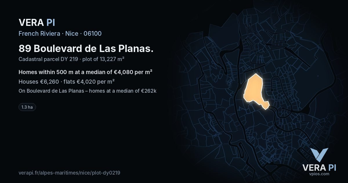 89 Boulevard de Las Planas, Nice at night – the plot lit, the parcels around coloured by the prices near them