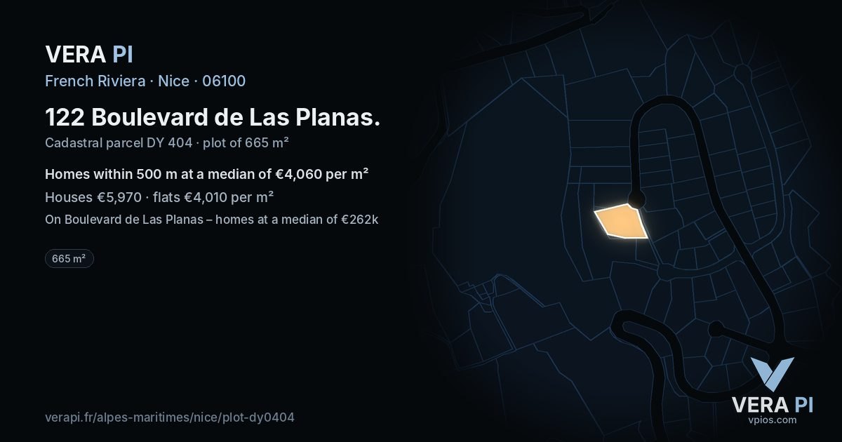 122 Boulevard de Las Planas, Nice at night – the plot lit, the parcels around coloured by the prices near them