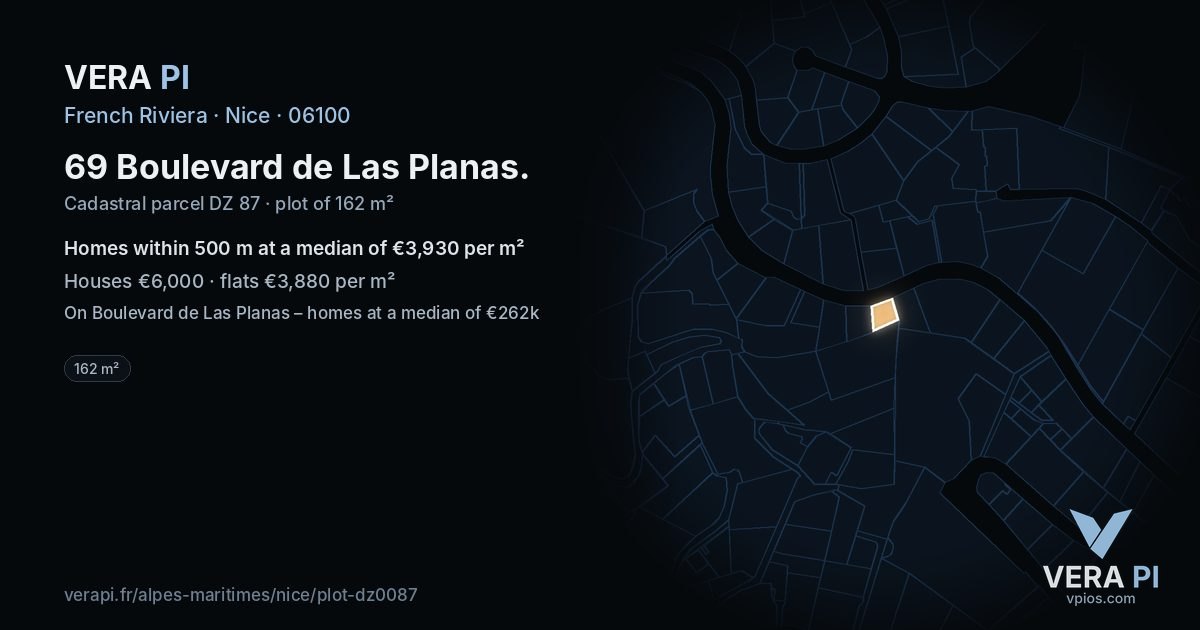 69 Boulevard de Las Planas, Nice at night – the plot lit, the parcels around coloured by the prices near them