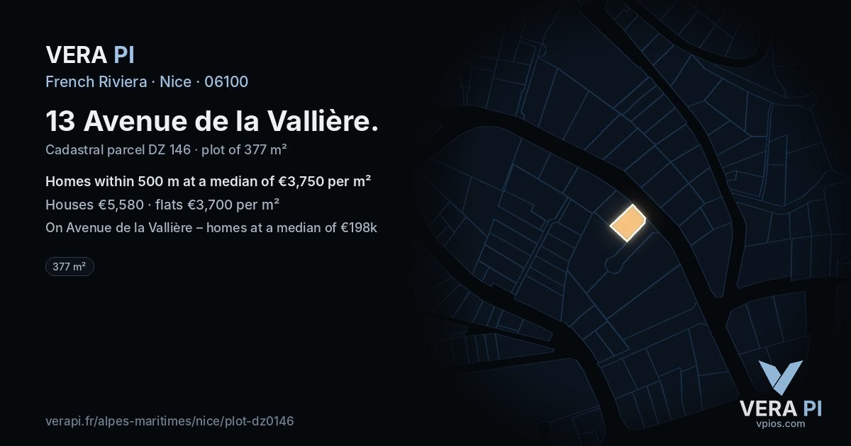13 Avenue de la Vallière, Nice at night – the plot lit, the parcels around coloured by the prices near them