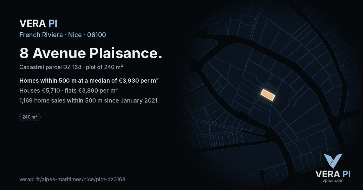 8 Avenue Plaisance, Nice at night – the plot lit, the parcels around coloured by the prices near them