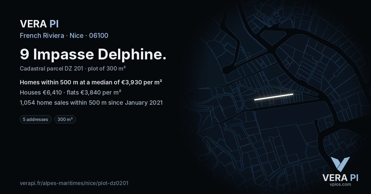 9 Impasse Delphine, Nice at night – the plot lit, the parcels around coloured by the prices near them
