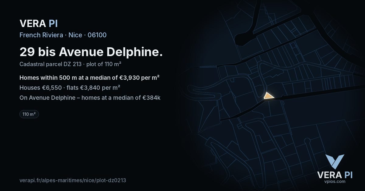 29 bis Avenue Delphine, Nice at night – the plot lit, the parcels around coloured by the prices near them