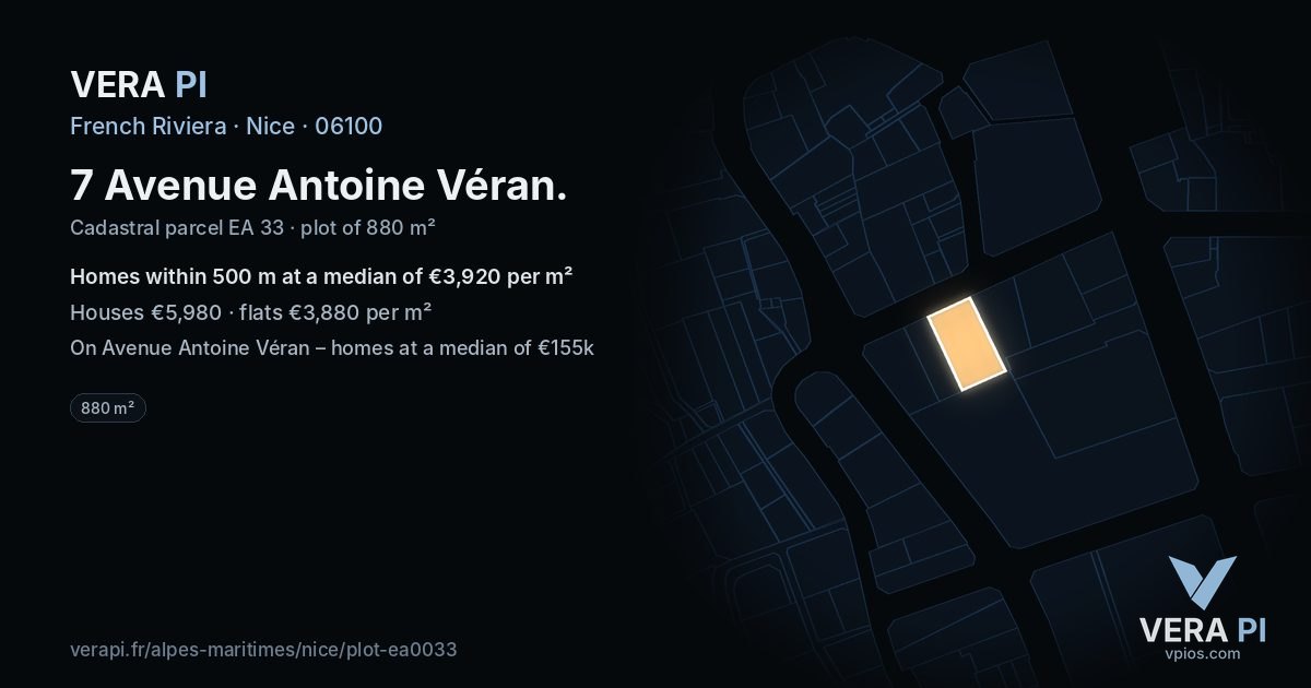 7 Avenue Antoine Véran, Nice at night – the plot lit, the parcels around coloured by the prices near them