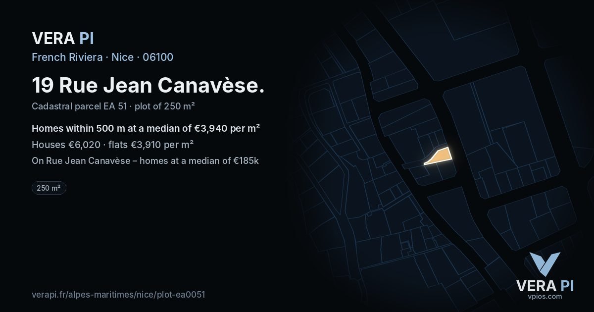 19 Rue Jean Canavèse, Nice at night – the plot lit, the parcels around coloured by the prices near them