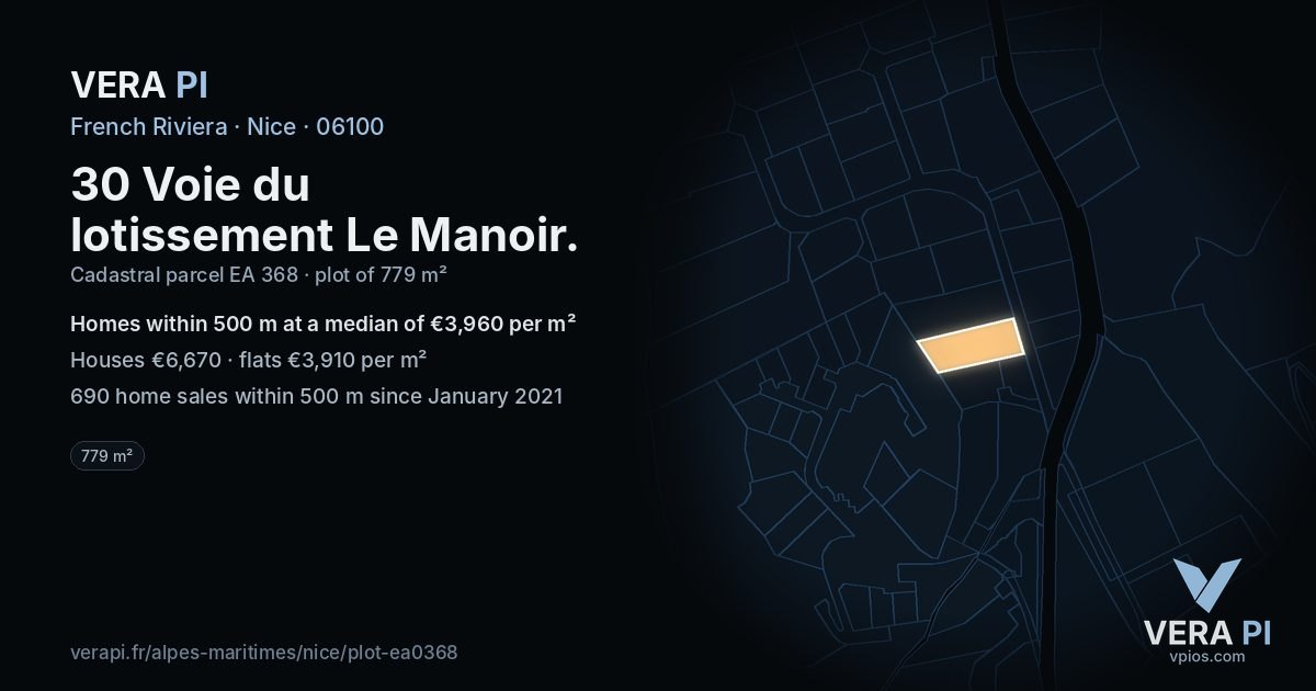 30 Voie du lotissement Le Manoir, Nice at night – the plot lit, the parcels around coloured by the prices near them