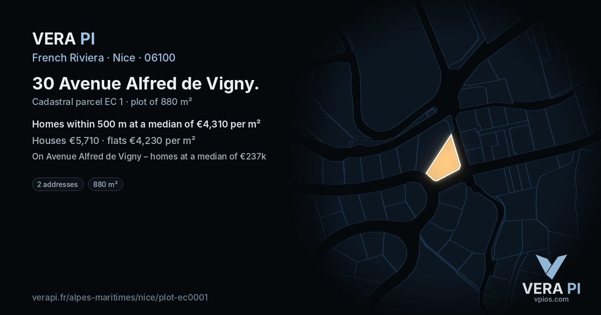 30 Avenue Alfred de Vigny, Nice at night – the plot lit, the parcels around coloured by the prices near them