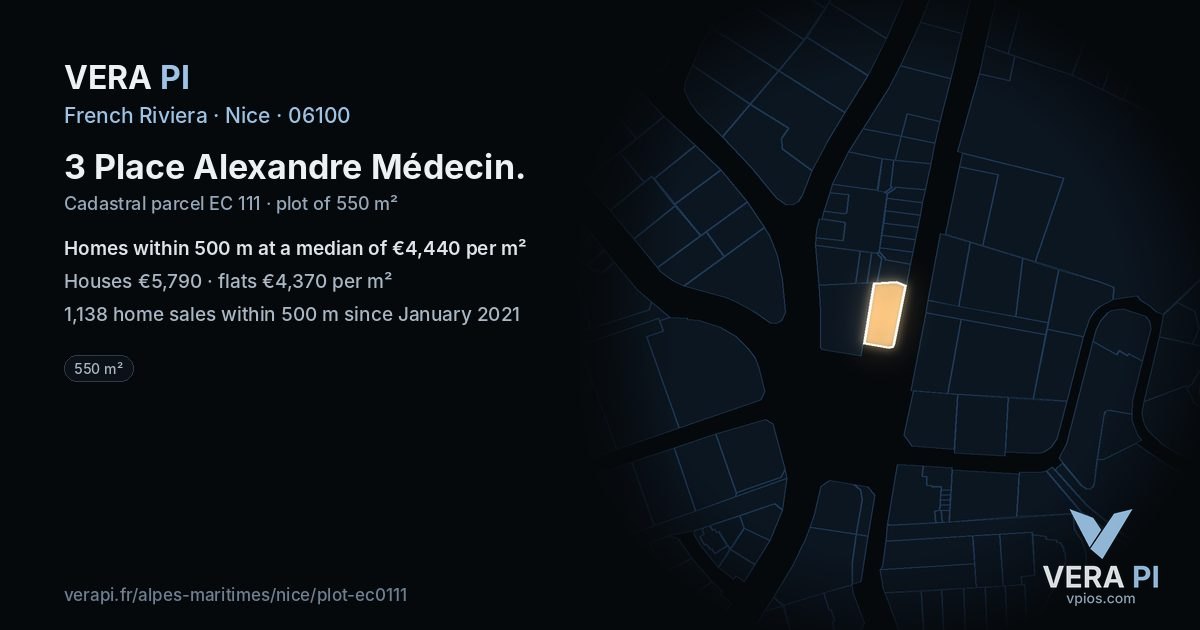 3 Place Alexandre Médecin, Nice at night – the plot lit, the parcels around coloured by the prices near them