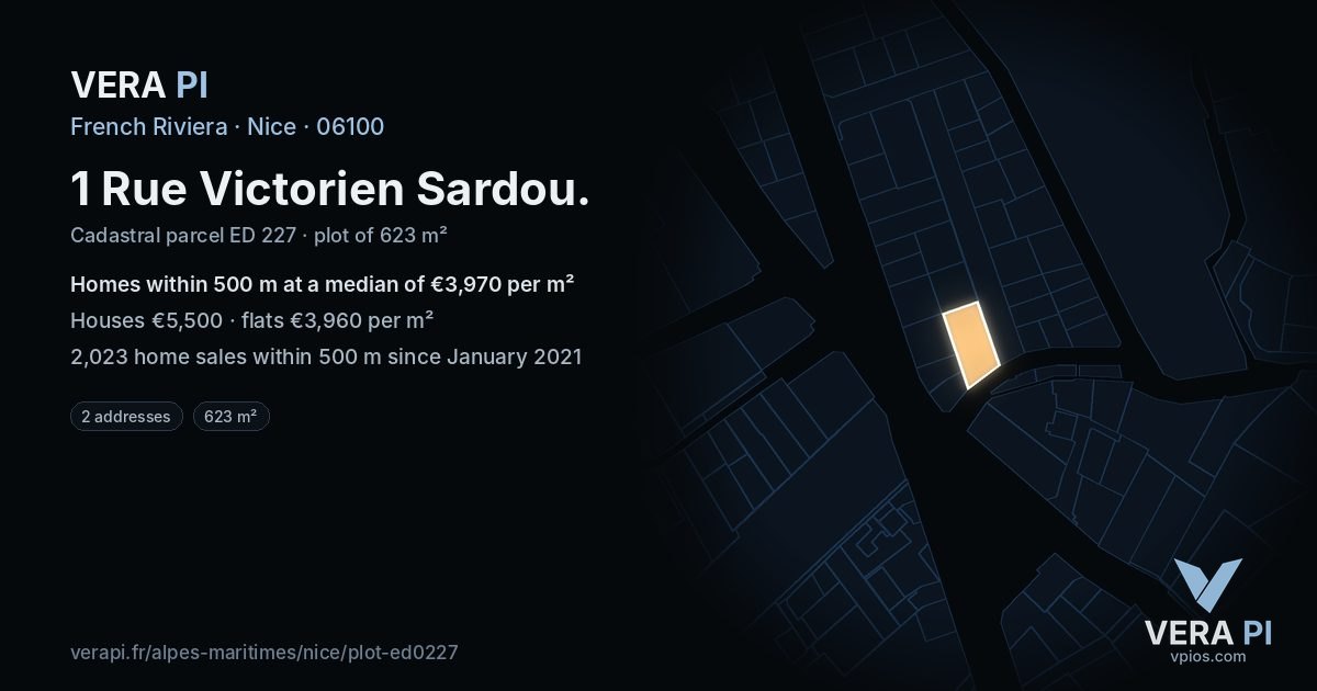 1 Rue Victorien Sardou, Nice at night – the plot lit, the parcels around coloured by the prices near them