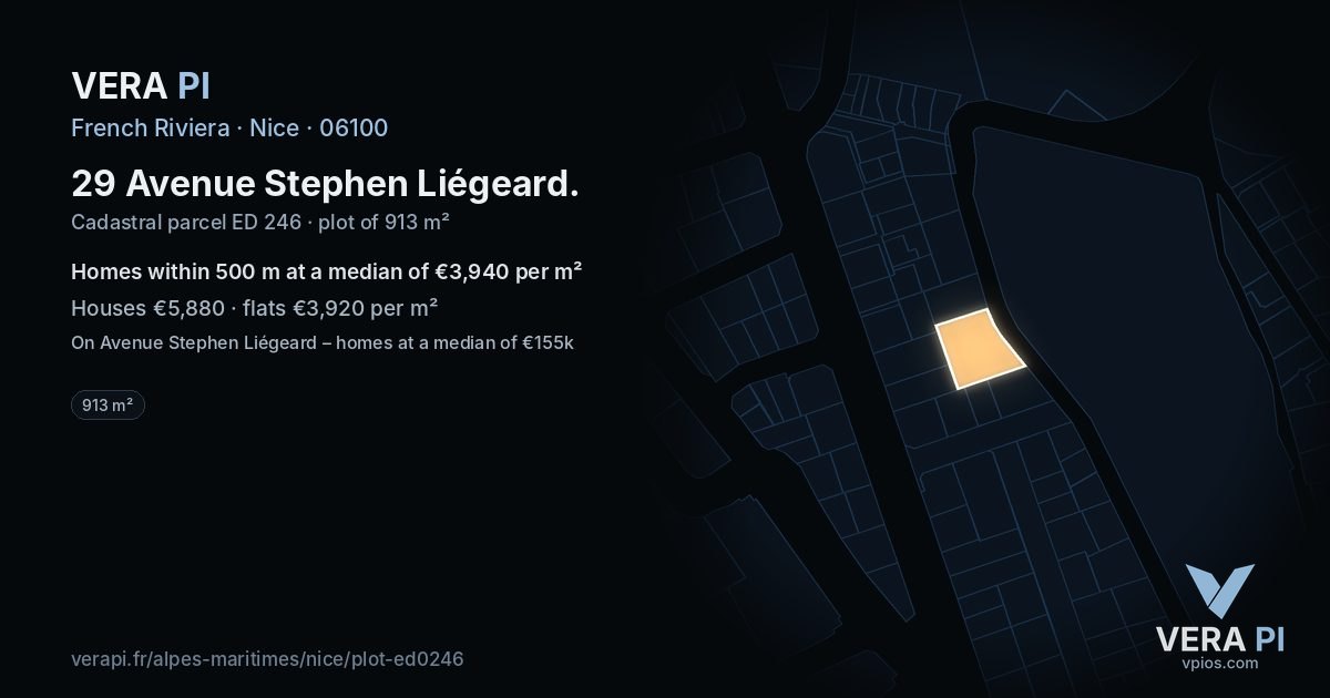 29 Avenue Stephen Liégeard, Nice at night – the plot lit, the parcels around coloured by the prices near them