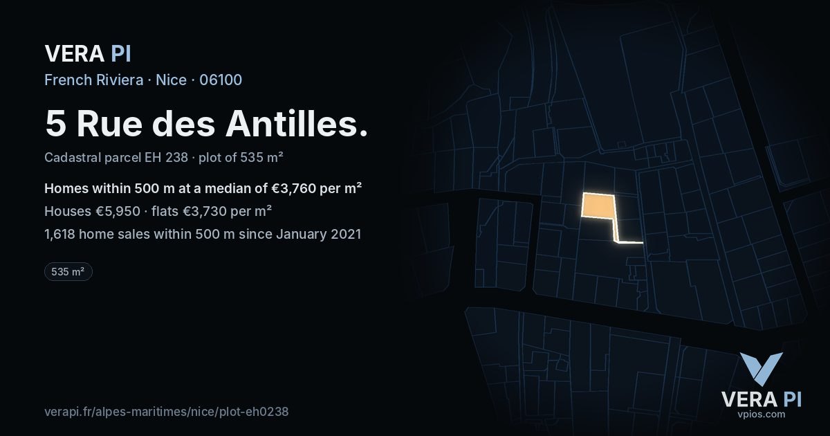 5 Rue des Antilles, Nice at night – the plot lit, the parcels around coloured by the prices near them