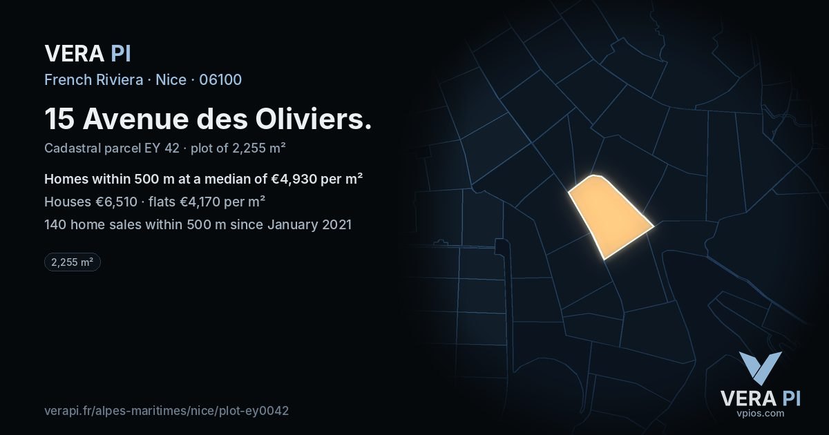 15 Avenue des Oliviers, Nice at night – the plot lit, the parcels around coloured by the prices near them