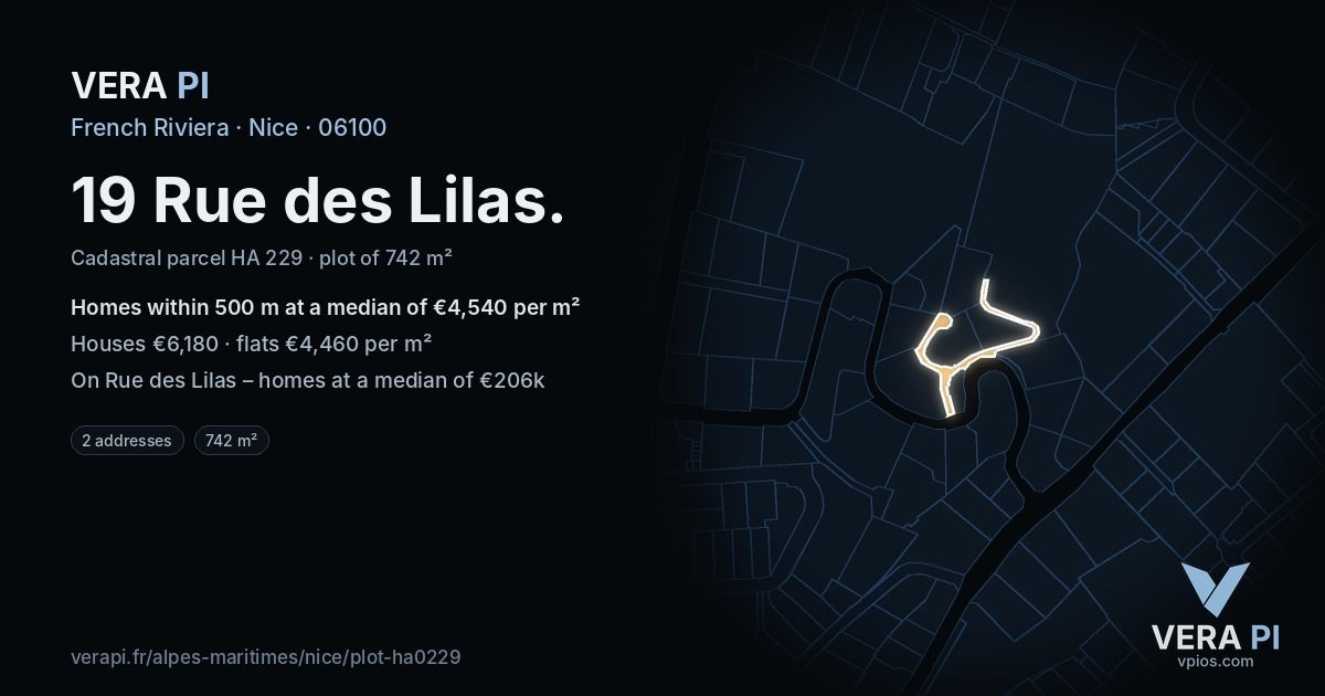 19 Rue des Lilas, Nice at night – the plot lit, the parcels around coloured by the prices near them
