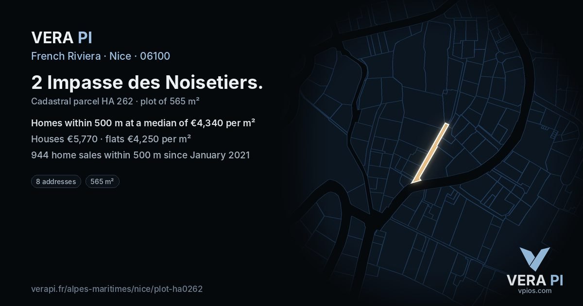 2 Impasse des Noisetiers, Nice at night – the plot lit, the parcels around coloured by the prices near them