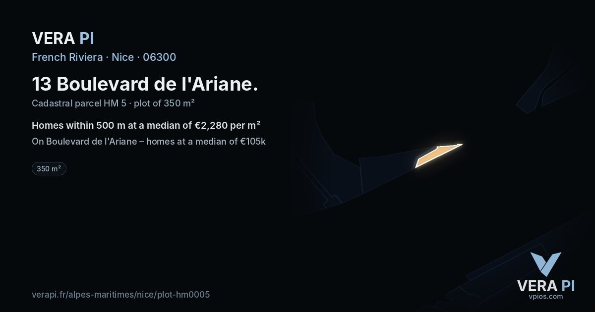 13 Boulevard de l'Ariane, Nice at night – the plot lit, the parcels around coloured by the prices near them