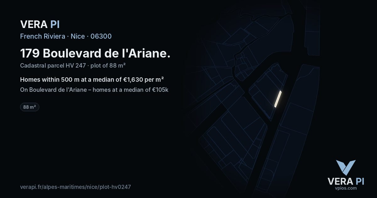 179 Boulevard de l'Ariane, Nice at night – the plot lit, the parcels around coloured by the prices near them