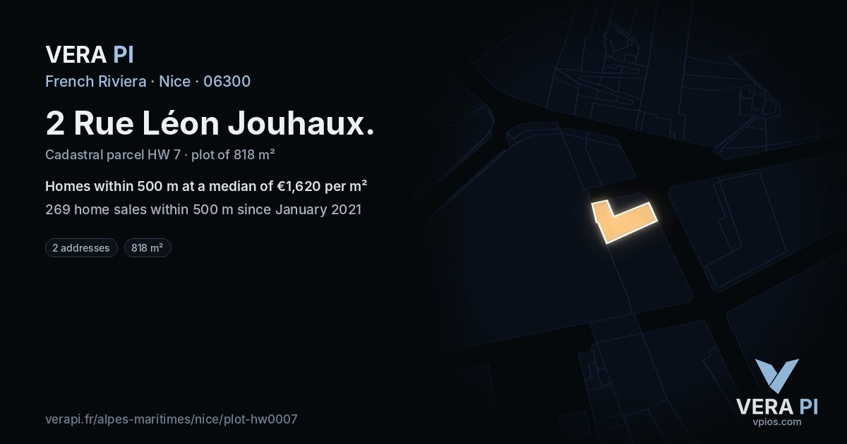 2 Rue Léon Jouhaux, Nice at night – the plot lit, the parcels around coloured by the prices near them