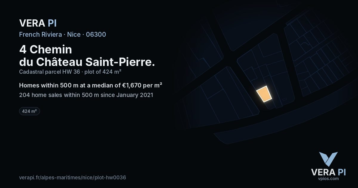 4 Chemin du Château Saint-Pierre, Nice at night – the plot lit, the parcels around coloured by the prices near them