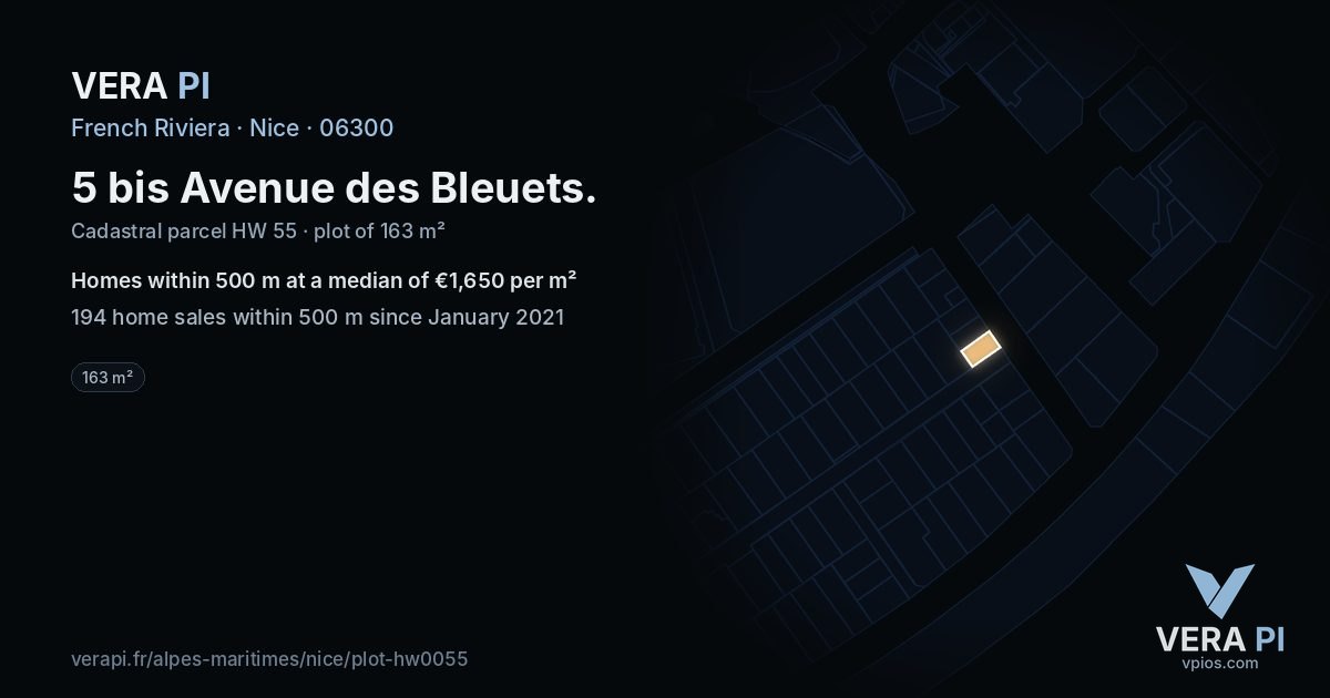 5 bis Avenue des Bleuets, Nice at night – the plot lit, the parcels around coloured by the prices near them