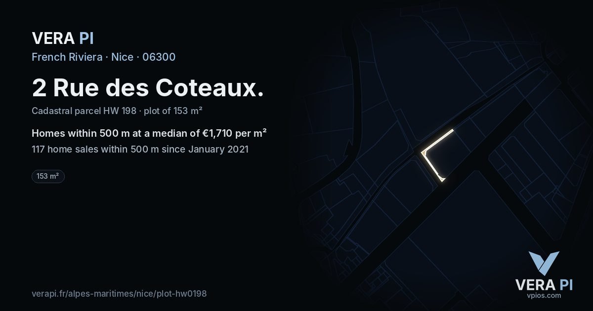 2 Rue des Coteaux, Nice at night – the plot lit, the parcels around coloured by the prices near them
