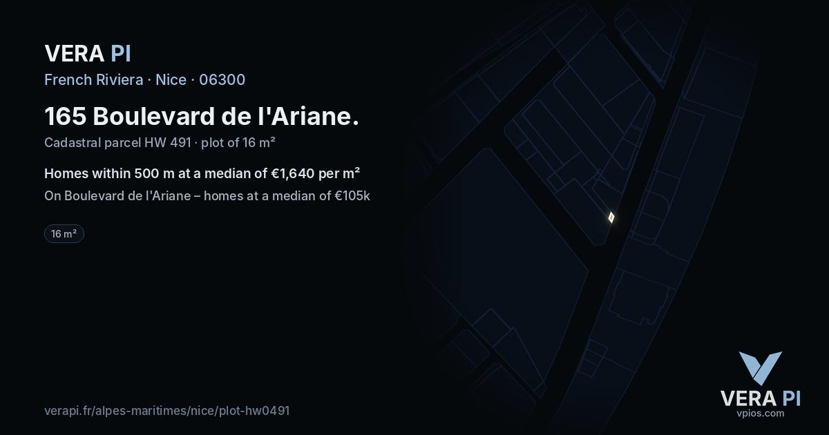 165 Boulevard de l'Ariane, Nice at night – the plot lit, the parcels around coloured by the prices near them