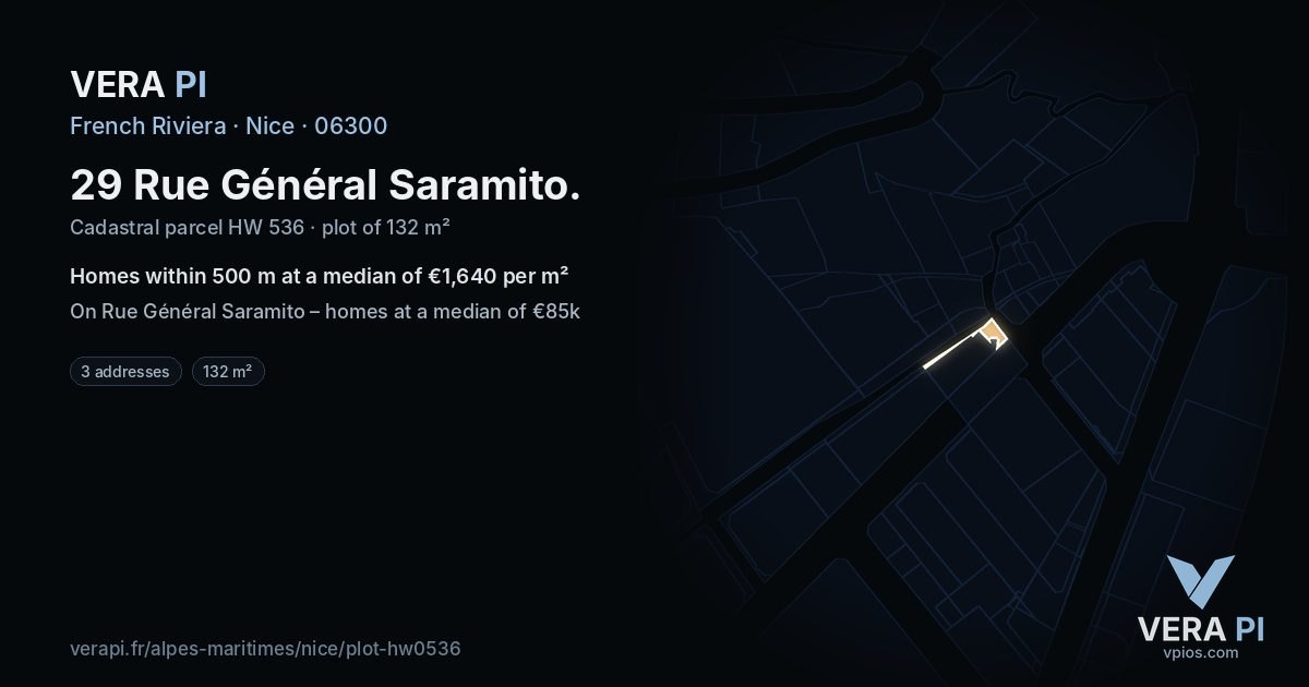29 Rue Général Saramito, Nice at night – the plot lit, the parcels around coloured by the prices near them