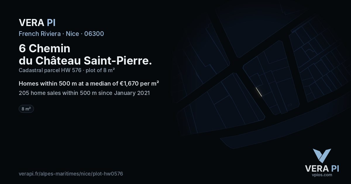 6 Chemin du Château Saint-Pierre, Nice at night – the plot lit, the parcels around coloured by the prices near them