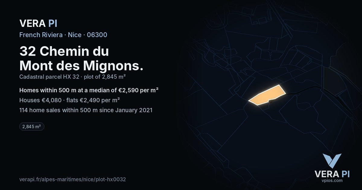 32 Chemin du Mont des Mignons, Nice at night – the plot lit, the parcels around coloured by the prices near them