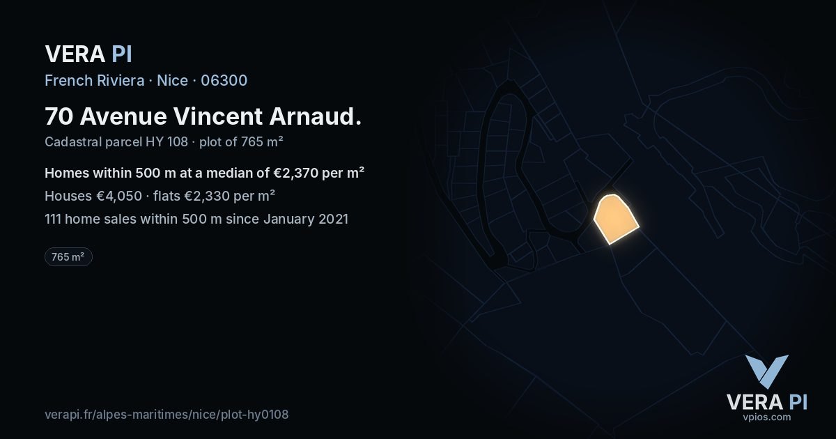 70 Avenue Vincent Arnaud, Nice at night – the plot lit, the parcels around coloured by the prices near them